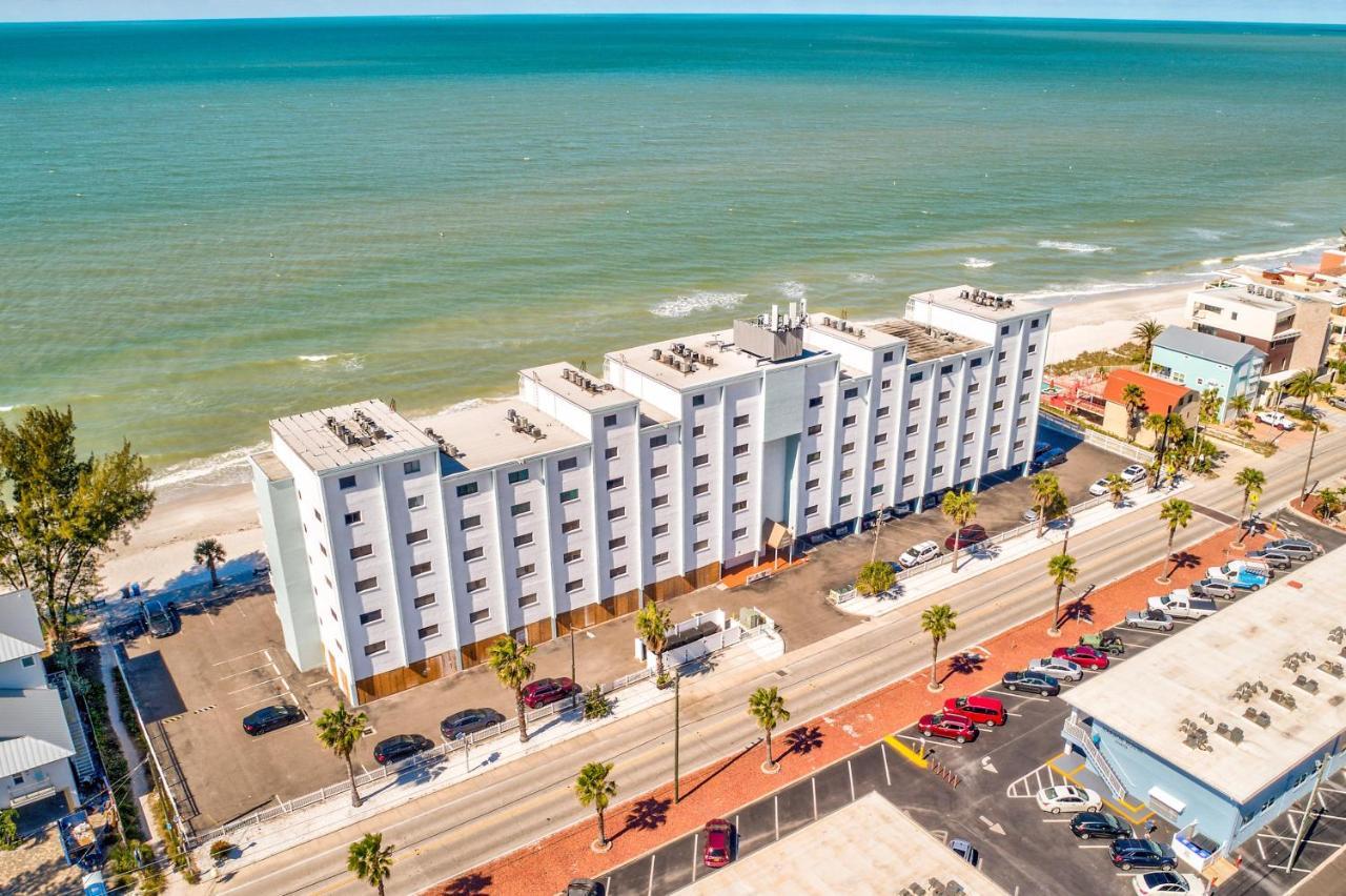 Sunset Chateau 409 St. Pete Beach Exterior foto