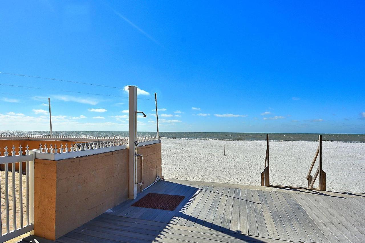 Sunset Chateau 409 St. Pete Beach Exterior foto