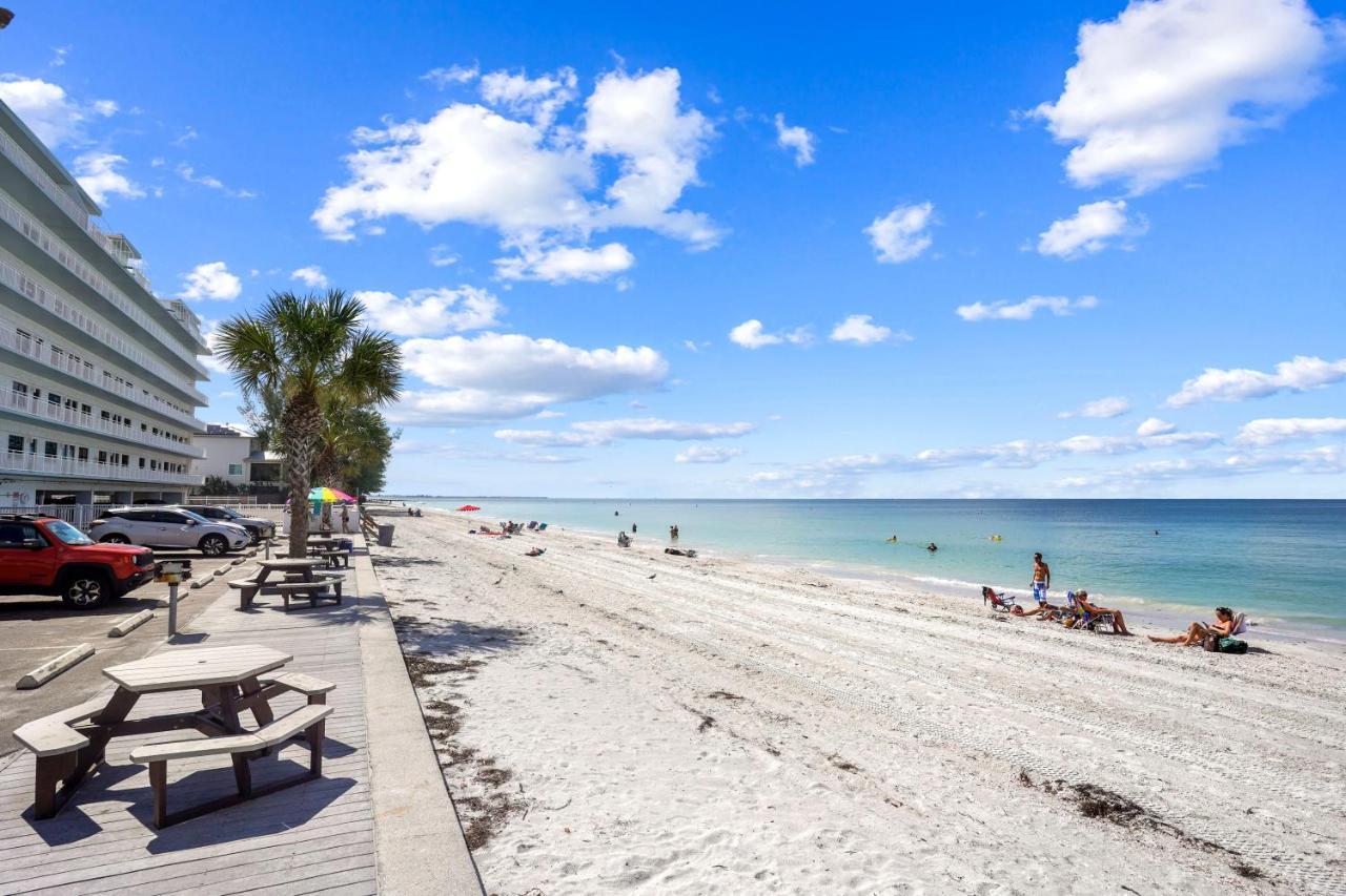 Sunset Chateau 409 St. Pete Beach Exterior foto